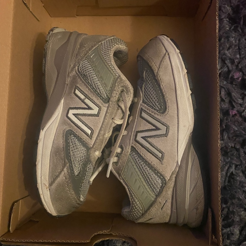 Used toddler sneakers.in fair condition.